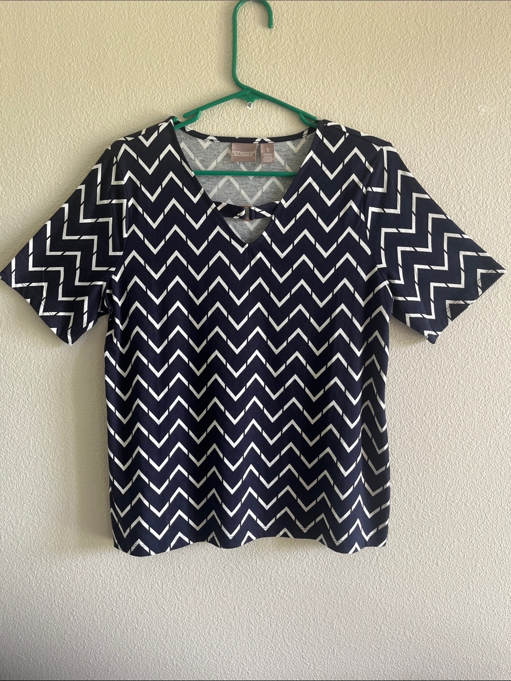 Chico's Navy and White Chevron V-Neck Short Sleeve Top